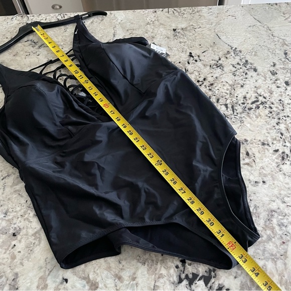 ❌SOLD Torrid Black Wireless Strappy Front One Piece Swimsuit 3X NWT 12074135 - Picture 12 of 12